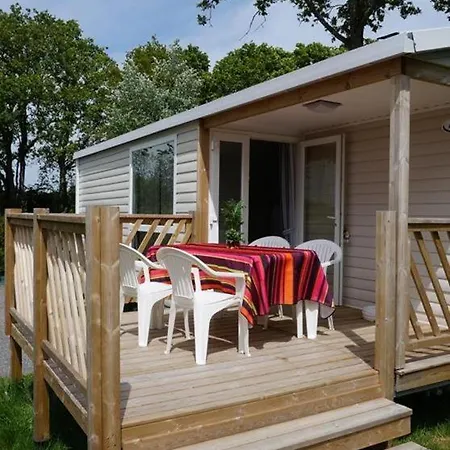 Campsite Les Embruns 3*