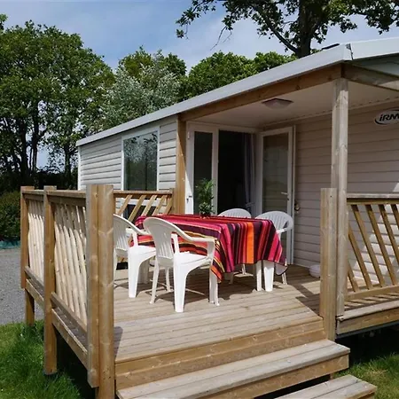 Campsite Les Embruns 3*