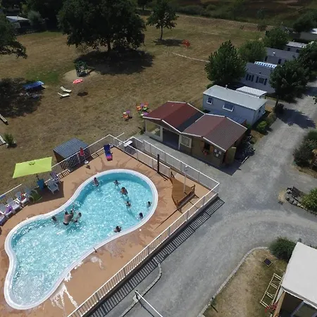 Campsite Les Embruns 3* *