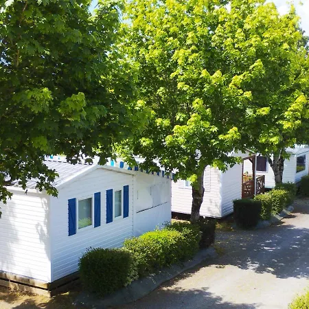 Les Embruns 3* Campsite